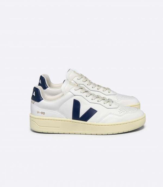 Veja V-90 Leather Sneakers Low Veja 